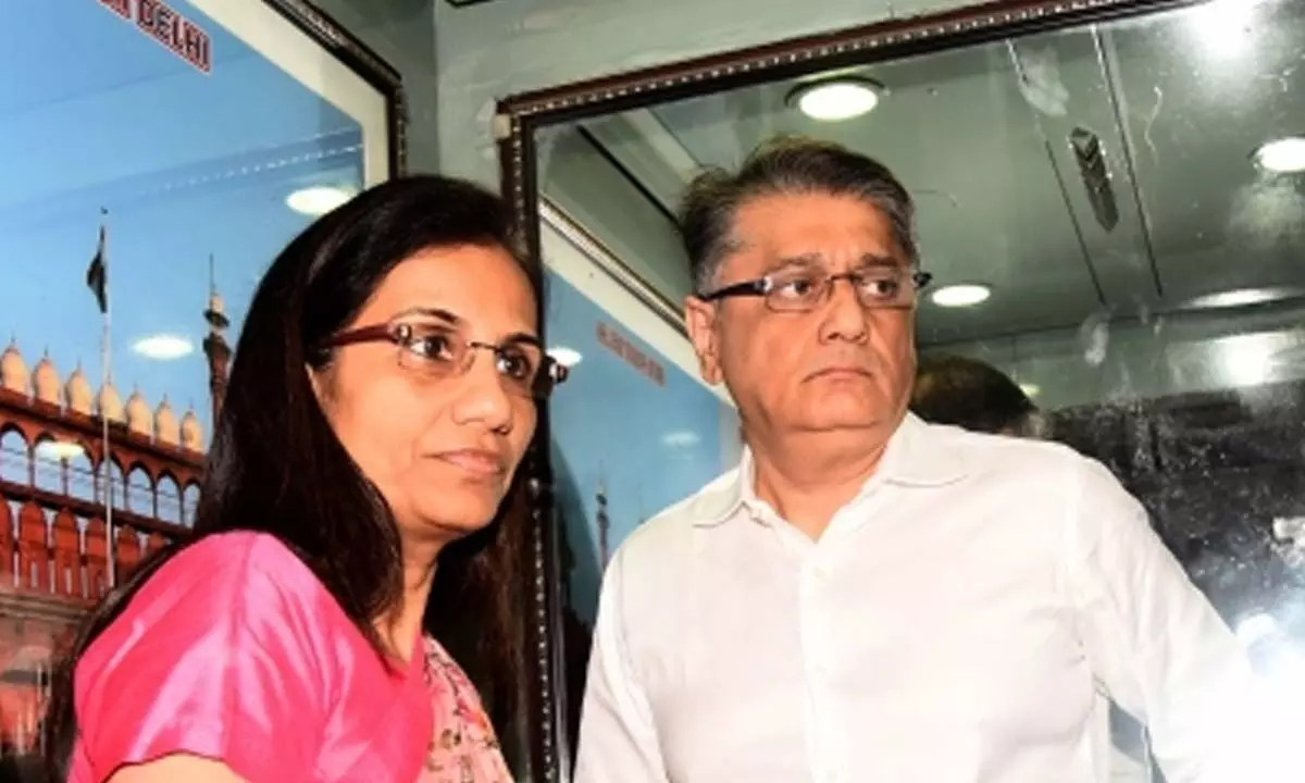 Bombay High Court terms Chanda, Deepak Kochhars arrests illegal, confirms interim bail
