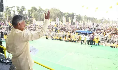 TDP chief N Chandrababu Naidu addressing the gathering  during Ra Kadali Ra campaign carried out at Madugula,  Anakapalli district on Monday
