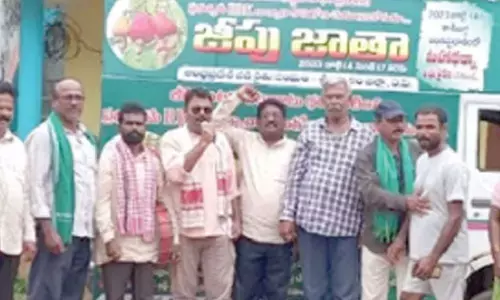 Various Left parties and unions meeting on cashew farmers issues (file photo)