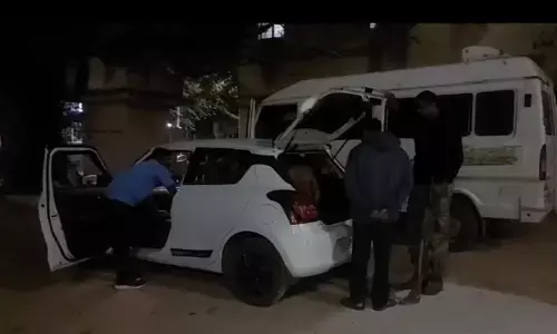 Taskforce police fatally knocked down by Smugglers