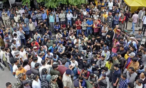 Karnatakas Cong. govt takes fight to Delhi against Centre, to protest at Jantar Mantar on Wednesday