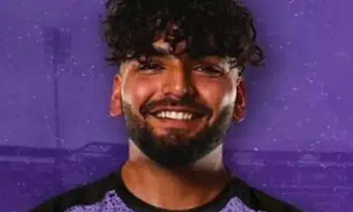 BBL club Hobart Hurricanes re-sign Nikhil Chaudhary