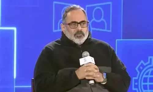 DNPA Conclave: IT Minister Addresses AI, Deepfakes, and Indias Digital Advancement