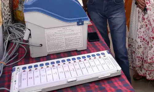 Does this mean EVM is...: Oppn on Modis 400 seats claim