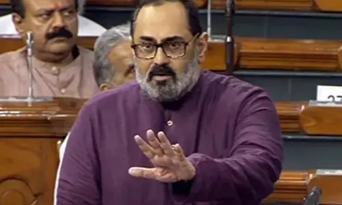 Mobile phone manufacturing up 1,700% in last 10 yrs, exports up 5,600%: MoS IT