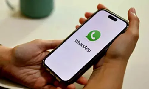 WhatsApp gears up to roll out 3rd-party chat support