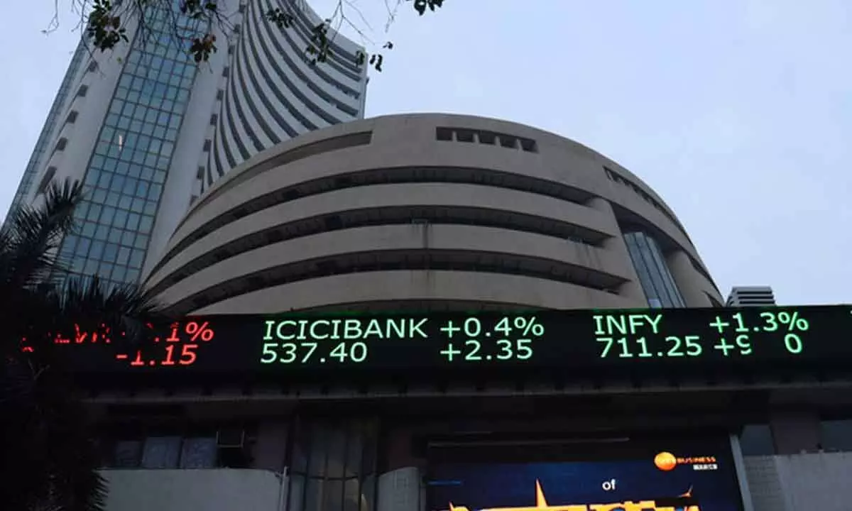 Sensex, Nifty scale fresh lifetime highs as bank, energy shares advance; rise for 4th day