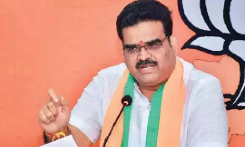 AP can’t pay interest on loans, says BJP