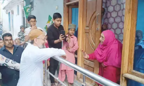 Poll-wary AIMIM rolls out slew of devpt projects in Purana Shahar