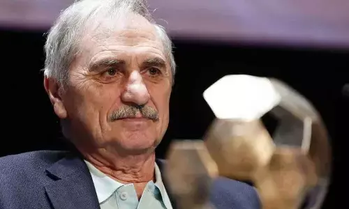 Legendary Real Madrid keeper Angel dies at 76