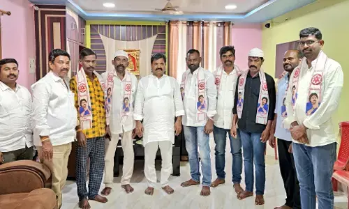 10 families from 36th Ward Kothapet of Dharmavaram joins Jana Sena