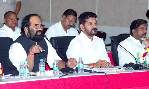 Congress readies arsenal for Water war