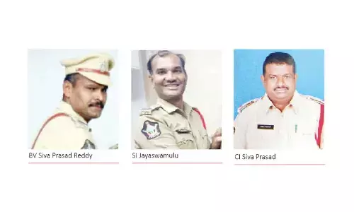 False report on bogus voter cards: Four police personnel suspended