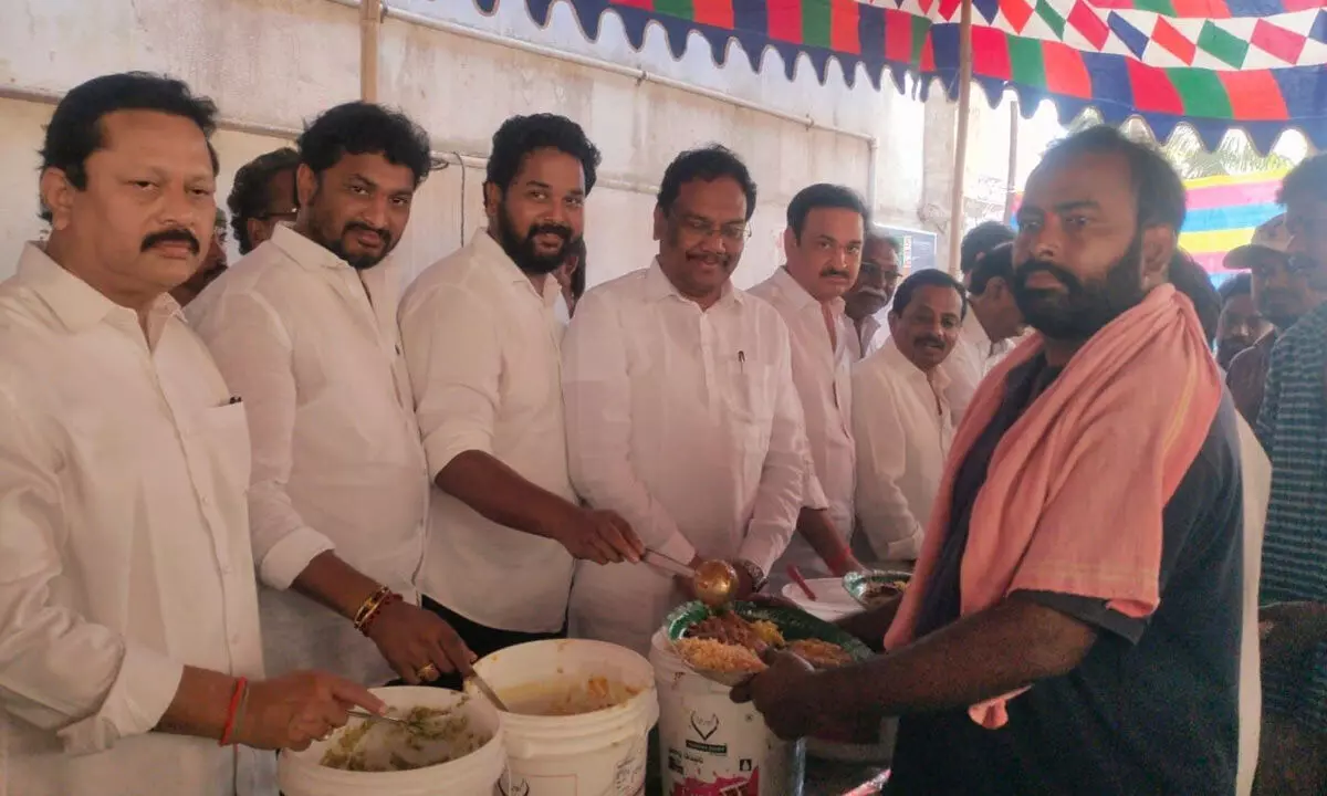 Anna canteen completes 500 days in Amalapuram