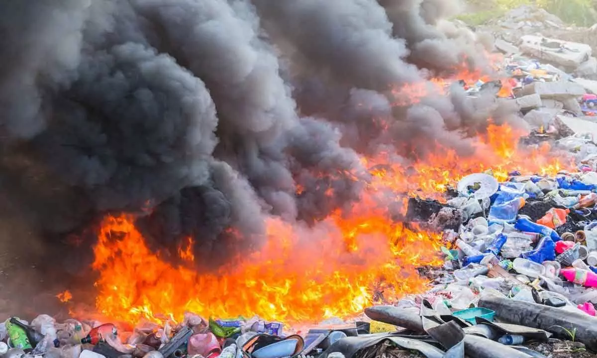 Rampant garbage burning chokes dwellers across Hyderabad