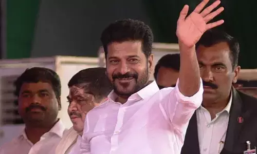 Bull, mule feature in CM-KCR spat