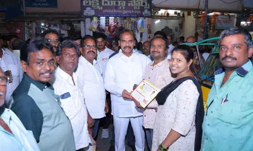 Prathipati Pulla Rao assures support to trade and business communities