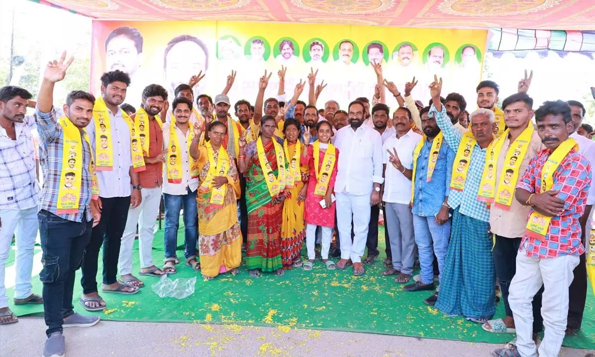Julakanti Brahma Reddy urges youth to unite with TDP for victory in Macherla