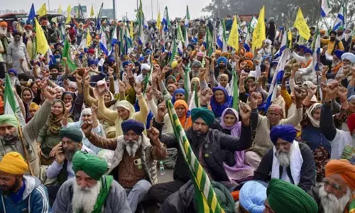 Farmers demand MSP ordinance ahead of talks