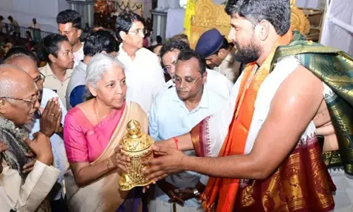 Nirmala Sitharaman attends Pooja at Vasavi Kanyaka Parameshwari in Penukonda
