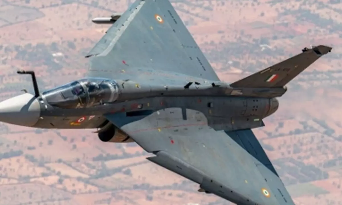 LCA Tejas to get futuristic weapons, sensors; MoU inked
