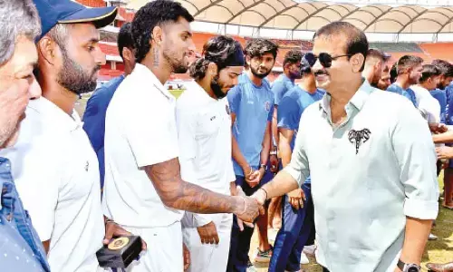 HCA announces Rs 10 lakh cash prize to Hyderabad team