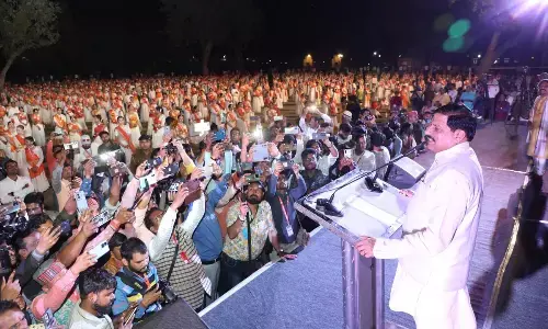 Around 1,500 dance students perform Kathak in Khajuraho to set Guinness World Record