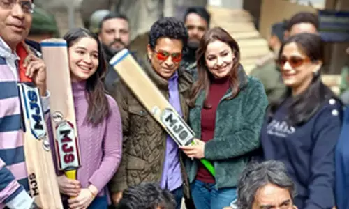 Tendulkar’s Kashmir visit to boost local crafts, bat industry