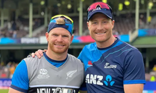 Islamabad United signs Guptil as replacement for Waseem