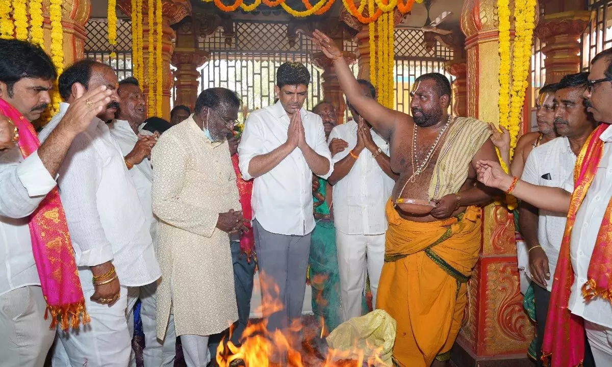 TDP leader Dr Pemmasani Chandrasekhar  performed pujas in the temples