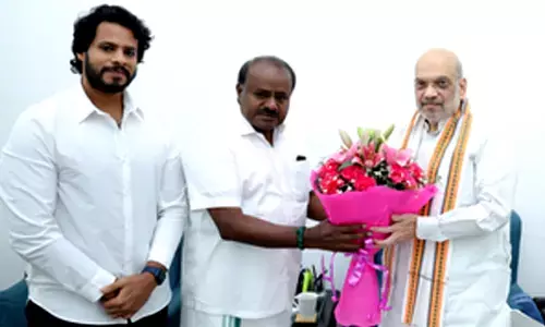 LS polls: Kumaraswamy meets Amit Shah, discusses seat-sharing in Karnataka
