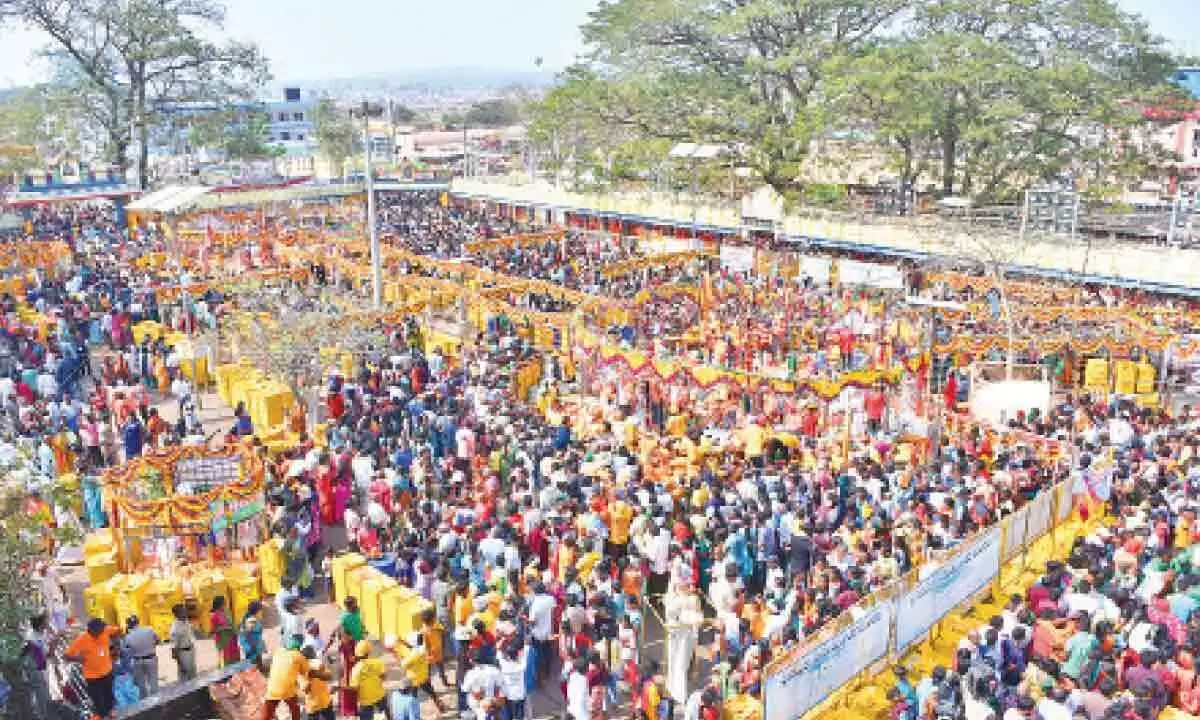 Medaram: Festivities in full swing as Sammakka arrives