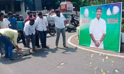 TNSF stages a protest against Amarnath