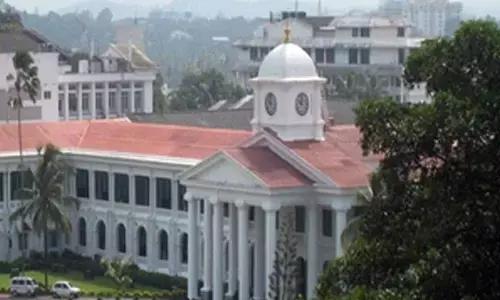 Controversy erupts over Chief Engineer, Kerala Ministers staff fight in secretariat