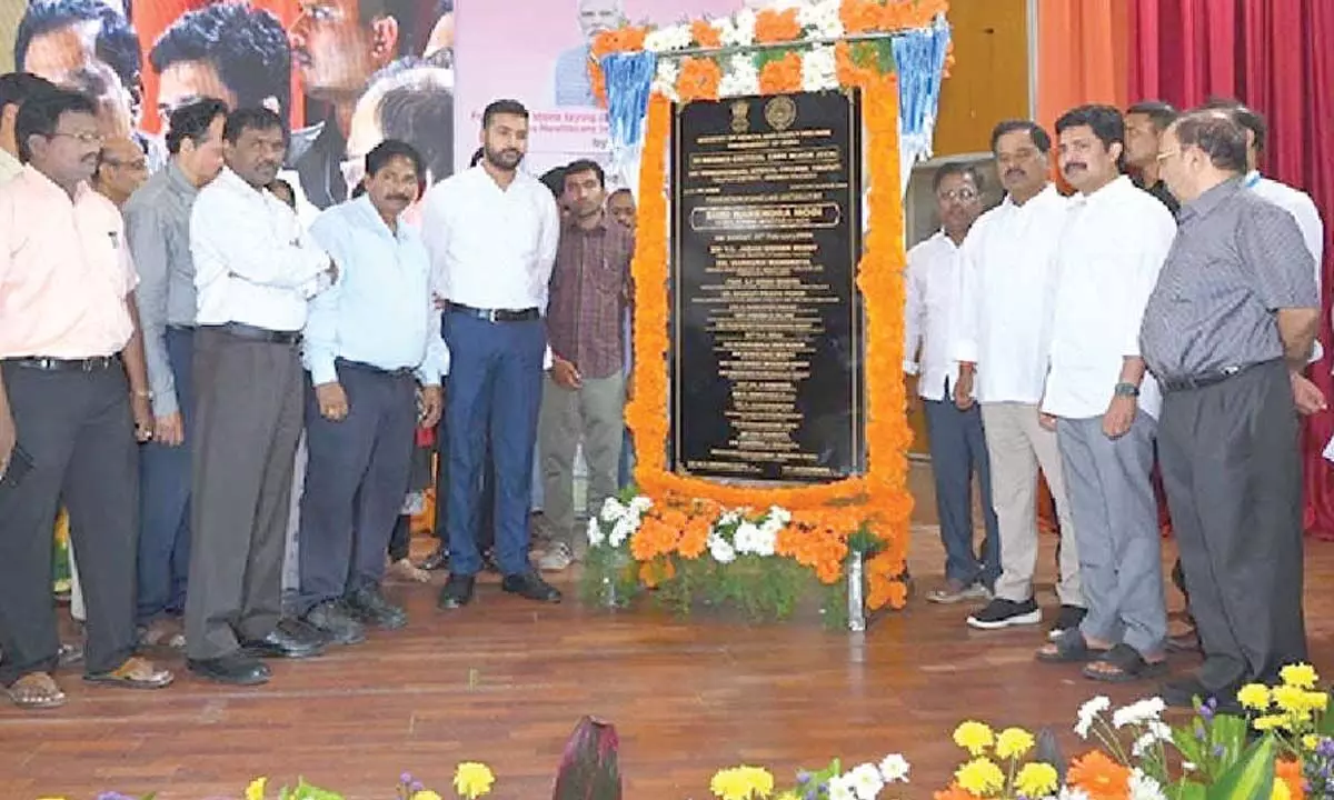Deputy CM K Narayana Swamy, MP Dr M Gurumoorthy, Joint Collector Shubham Bansal, DM&HO Dr U Sreehari and others taking part in a plaque unveiling programme at Ruia hospital on Sunday