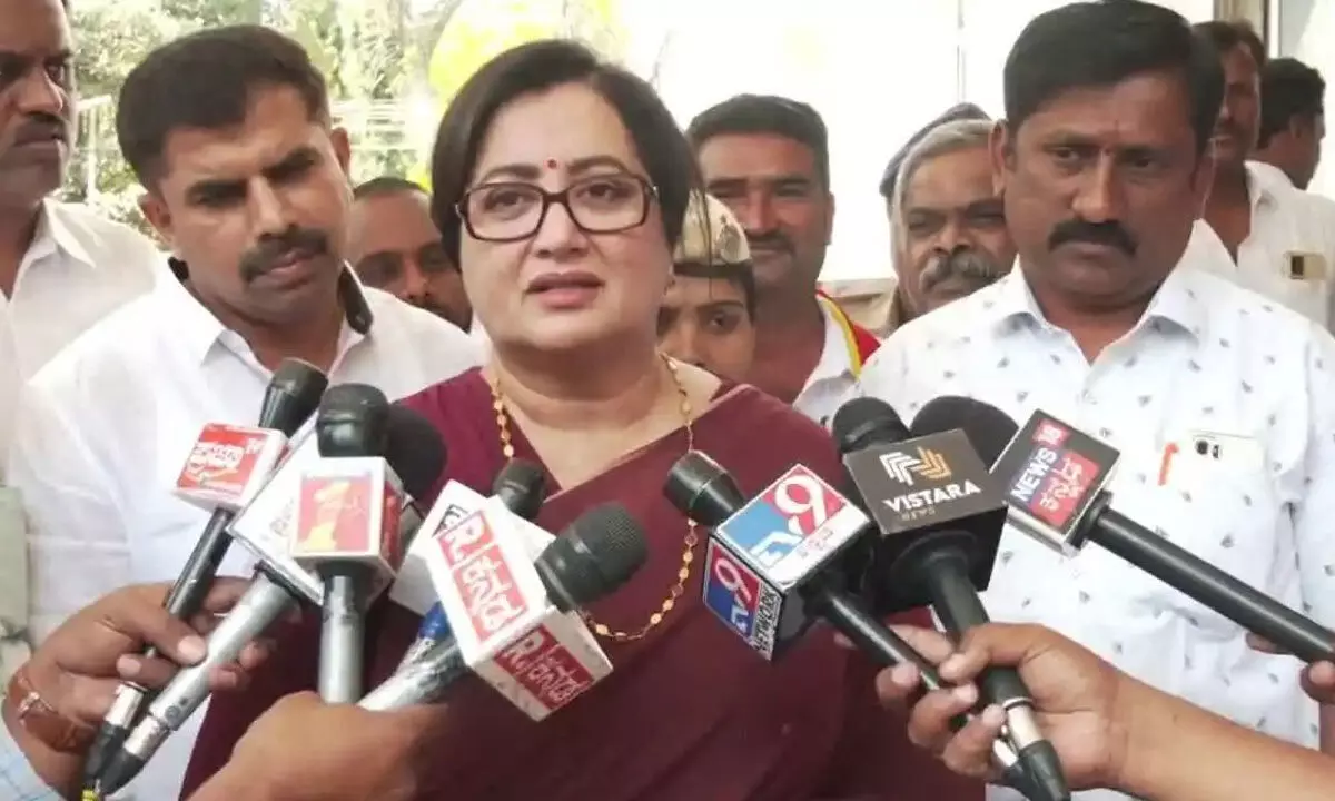 Cong finalises candidate, sitting MP Sumalatha keen to contest
