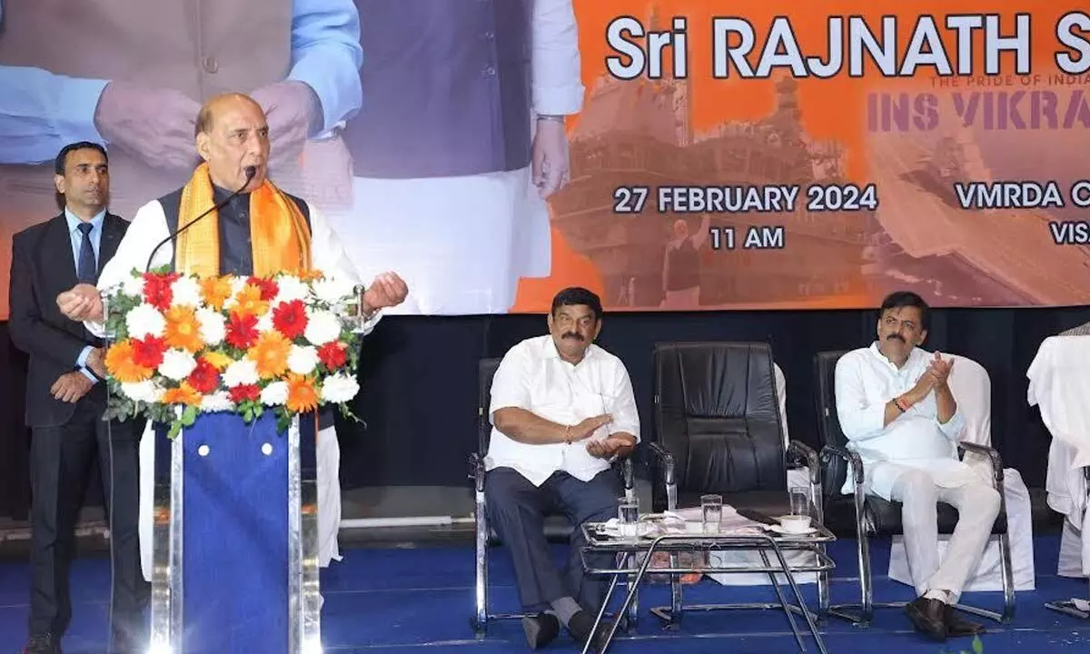 Defence Minister Rajnath Singh addressing the gathering at the elite meet in Visakhapatnam  on Tuesday