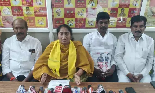 TDP leader Savithamma flays YSRCP govt