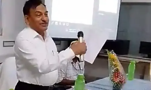 Rajeshwar Rajesh addressed awareness meeting