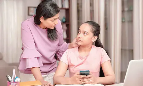 Parents need to maintain a calm and positive atmosphere at home during exams