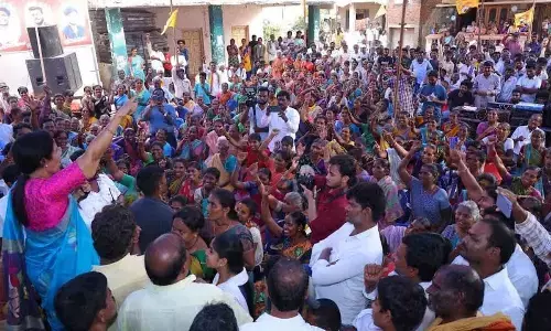 Bhuvaneswari urges youth to cast their vote judiciously