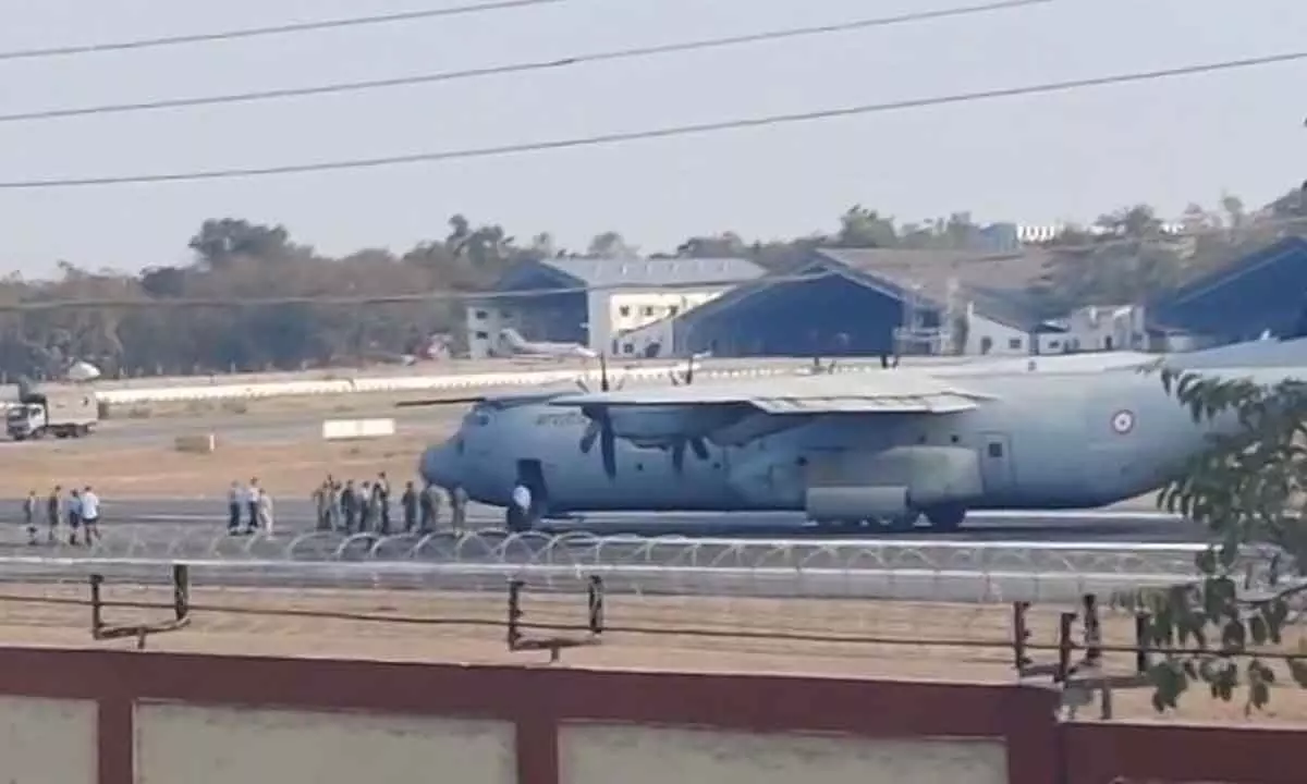 IAFaircraft landing technical malfunction