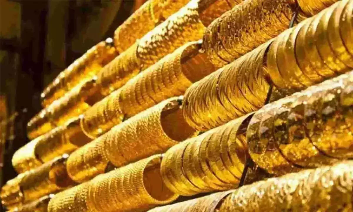Gold rates in Delhi today stable, check the rates on 17 March, 2024
