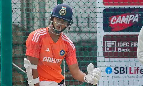 Jaiswal breaks into top 10 in Test batters