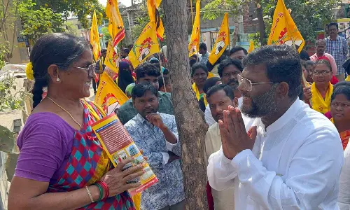 Abdul Aziz Babu conducts Babu Surety Bhavishyat ki Guarantee in Nellore