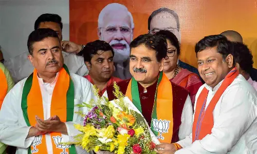 Kolkata: Judge yesterday, neta today