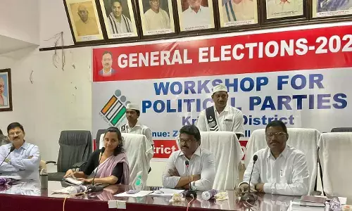 TDP demands to removal of YSRCP colour to polling booths