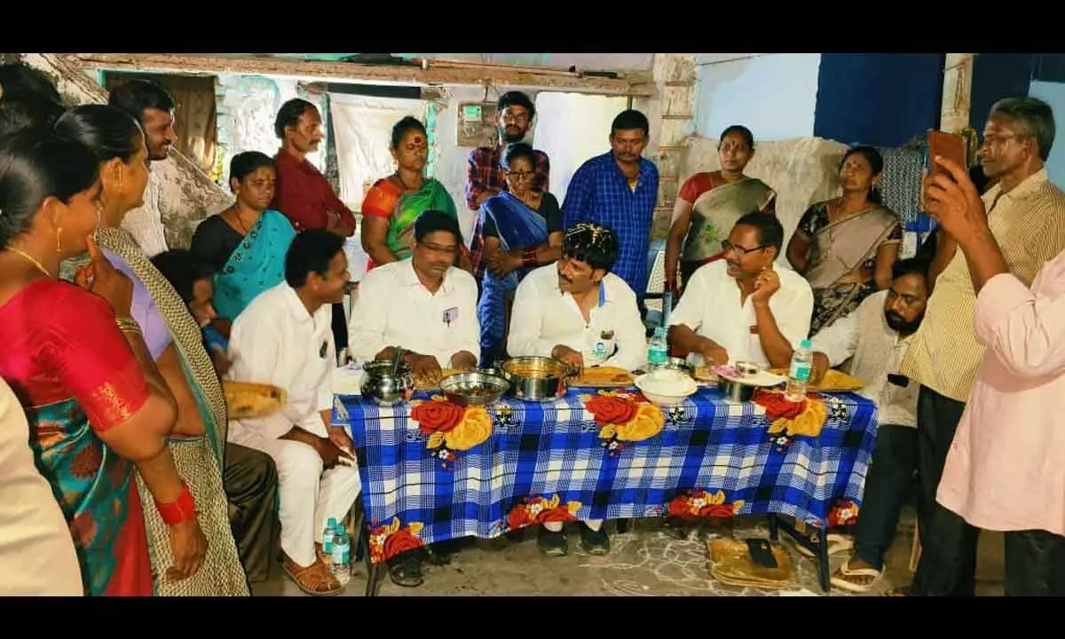 MVV Satyanarayana Visits Ramulammas House for Lunch and Dinner