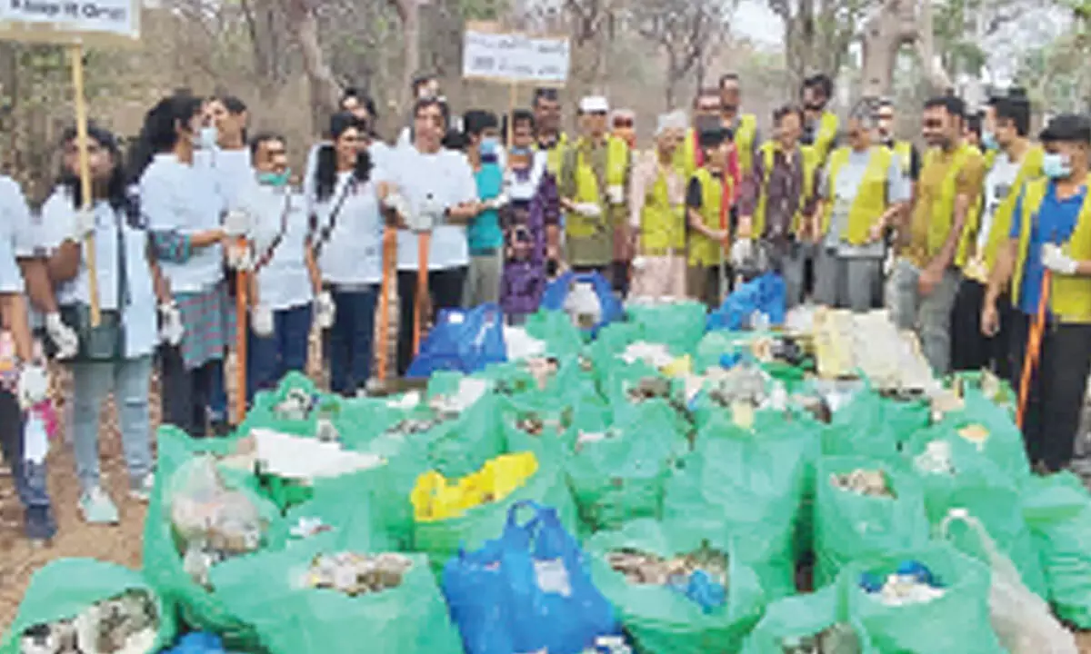 Hyderabad: Over 60 volunteers wield broom to clean streets