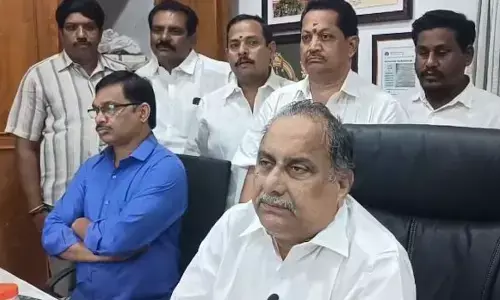 Mudragada Padmanabham to join YSR Congress party on 14th